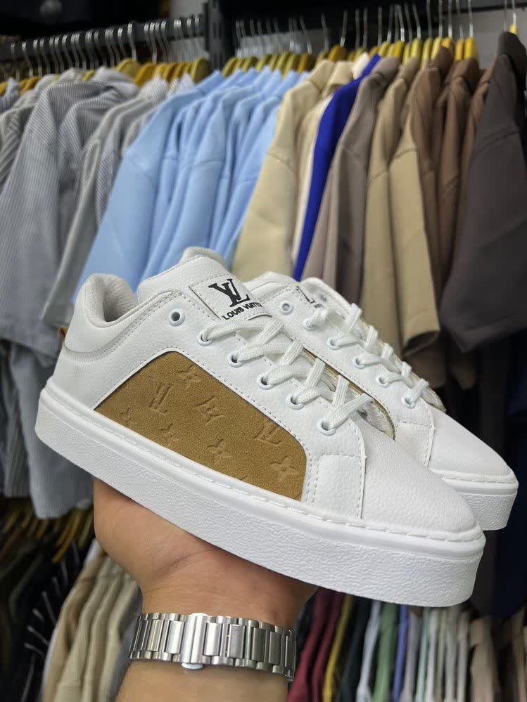 کتونی LOUIS VUITTON